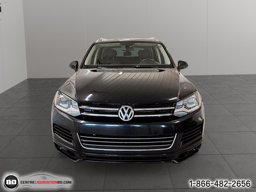 2014  Touareg HIGHLINE R LINE in Granby, Quebec - 2 - w1024h768px