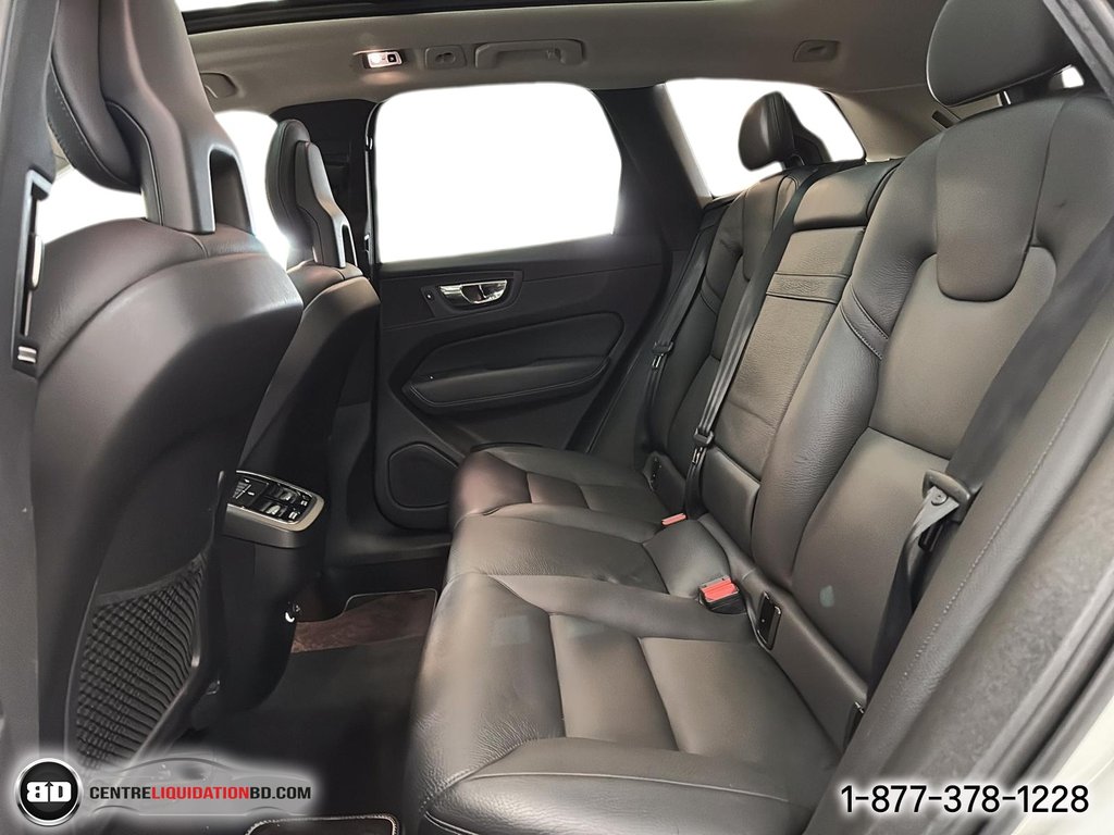Volvo XC60 Momentum 2018 à Granby, Québec - 16 - w1024h768px