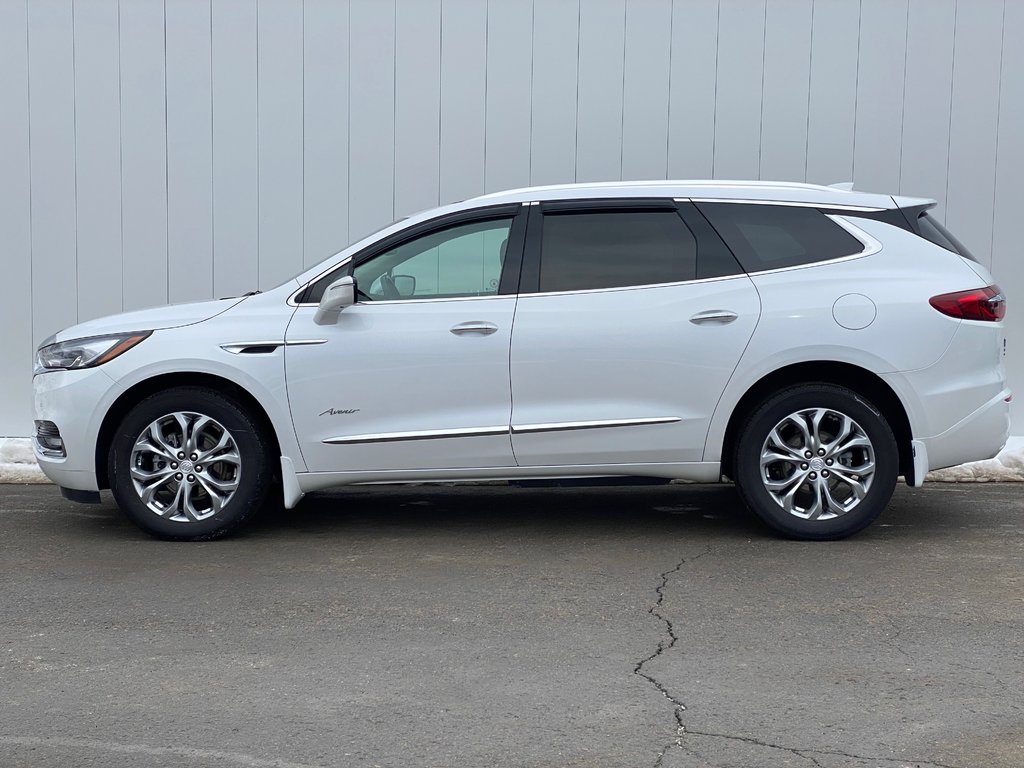 2021 Buick Enclave Avenir | Leather | Roof | Nav | Warranty to 2028 in Saint John, New Brunswick - 4 - w1024h768px