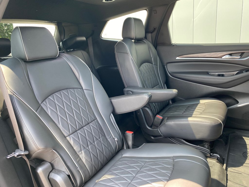2022 Buick Enclave AVENIR | 7Pas | Roof | HtdWheel | Warranty to 2028 in Saint John, New Brunswick - 40 - w1024h768px