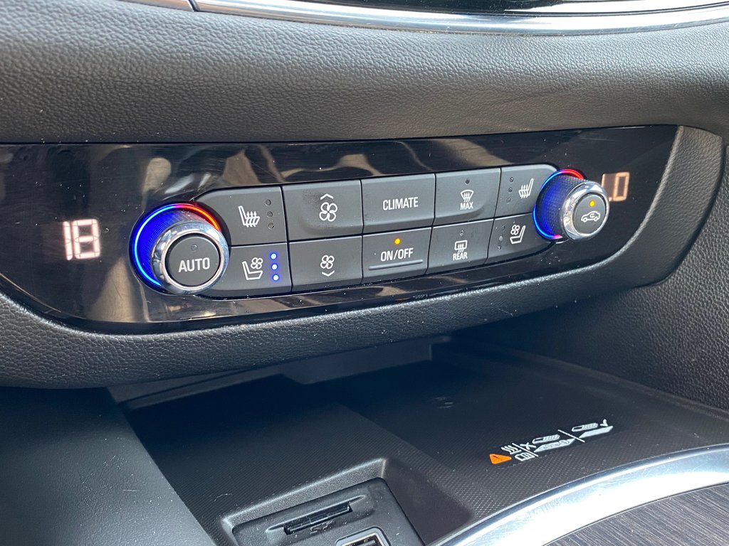 2022 Buick Enclave AVENIR | 7Pas | Roof | HtdWheel | Warranty to 2028 in Saint John, New Brunswick - 25 - w1024h768px