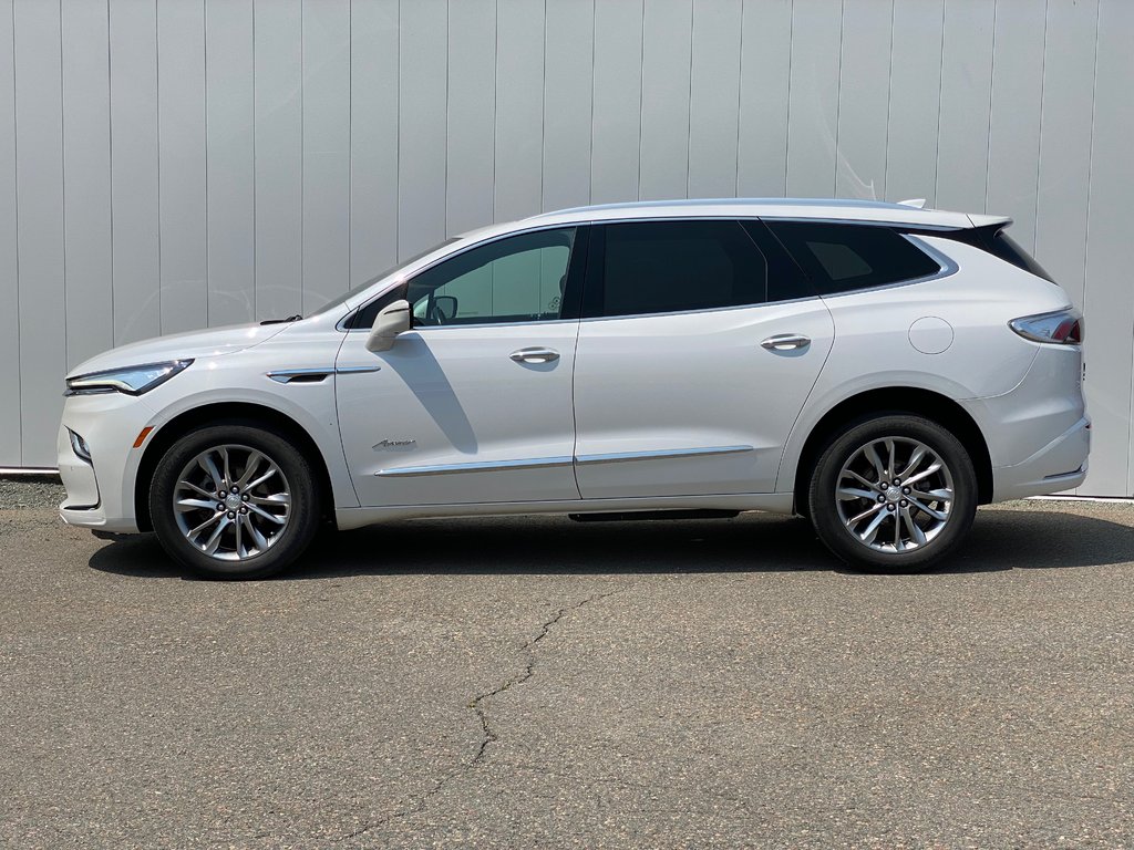 2022 Buick Enclave AVENIR | 7Pas | Roof | HtdWheel | Warranty to 2028 in Saint John, New Brunswick - 4 - w1024h768px