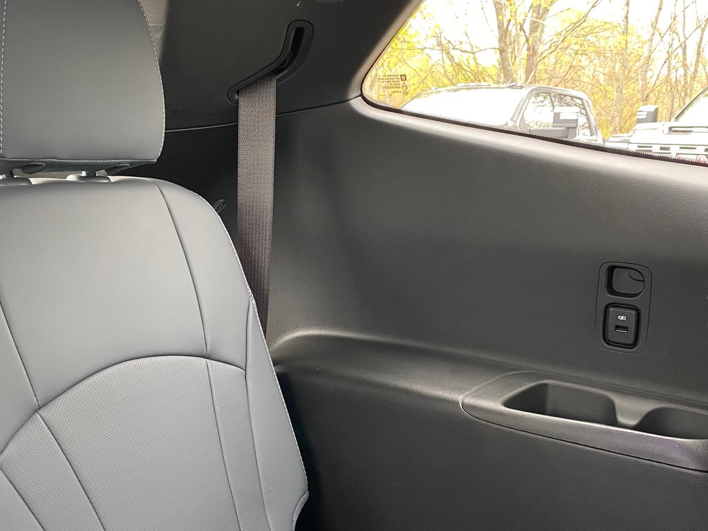 2024 Buick Enclave in Antigonish, Nova Scotia - 40 - w1024h768px