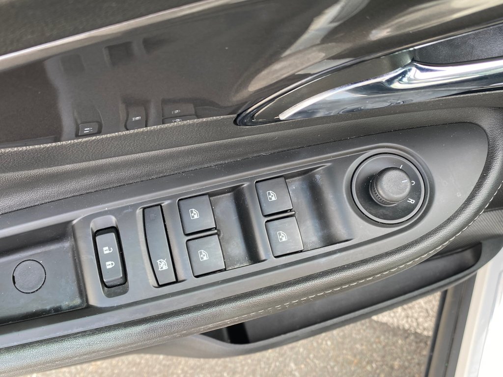 2020 Buick Encore Preferred | Cam | Cruise | TPMS in Saint John, New Brunswick - 14 - w1024h768px