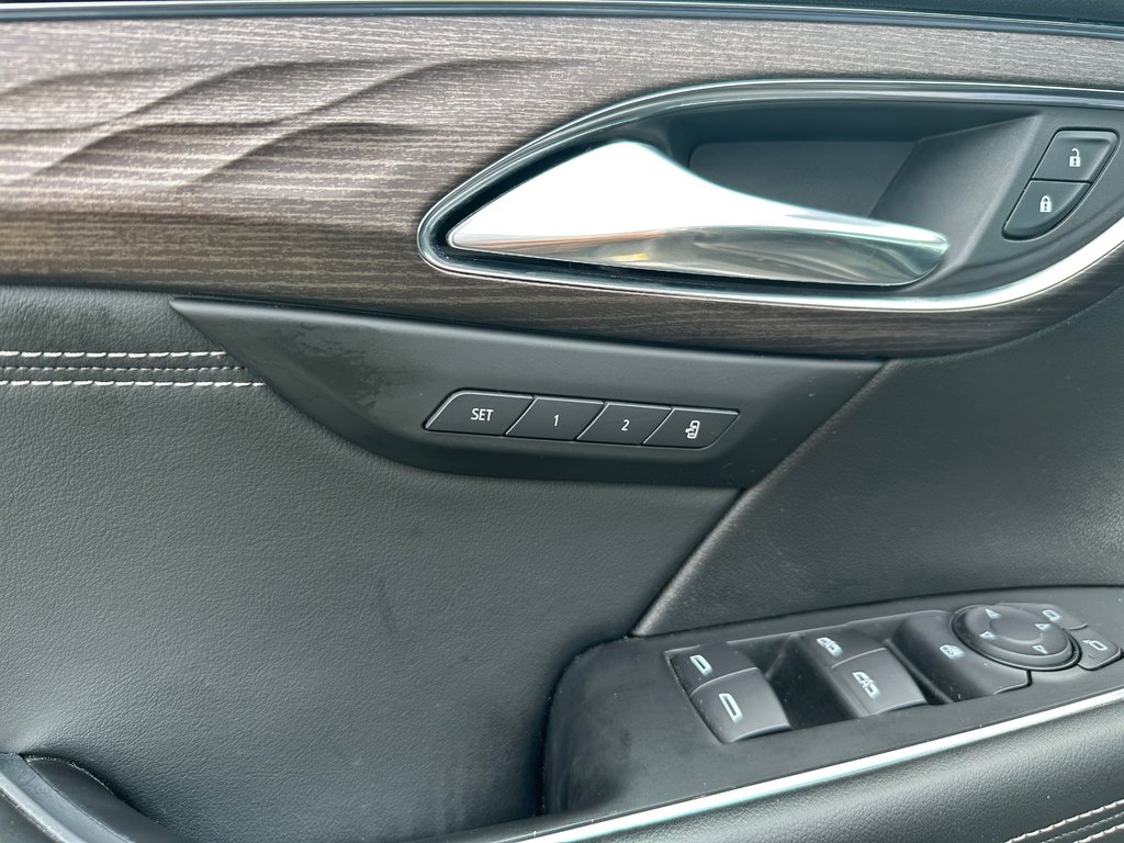 2022 Buick ENVISION AVENIR | Leather | Roof | Cam | Warranty to 2028 in Saint John, New Brunswick - 12 - w1024h768px