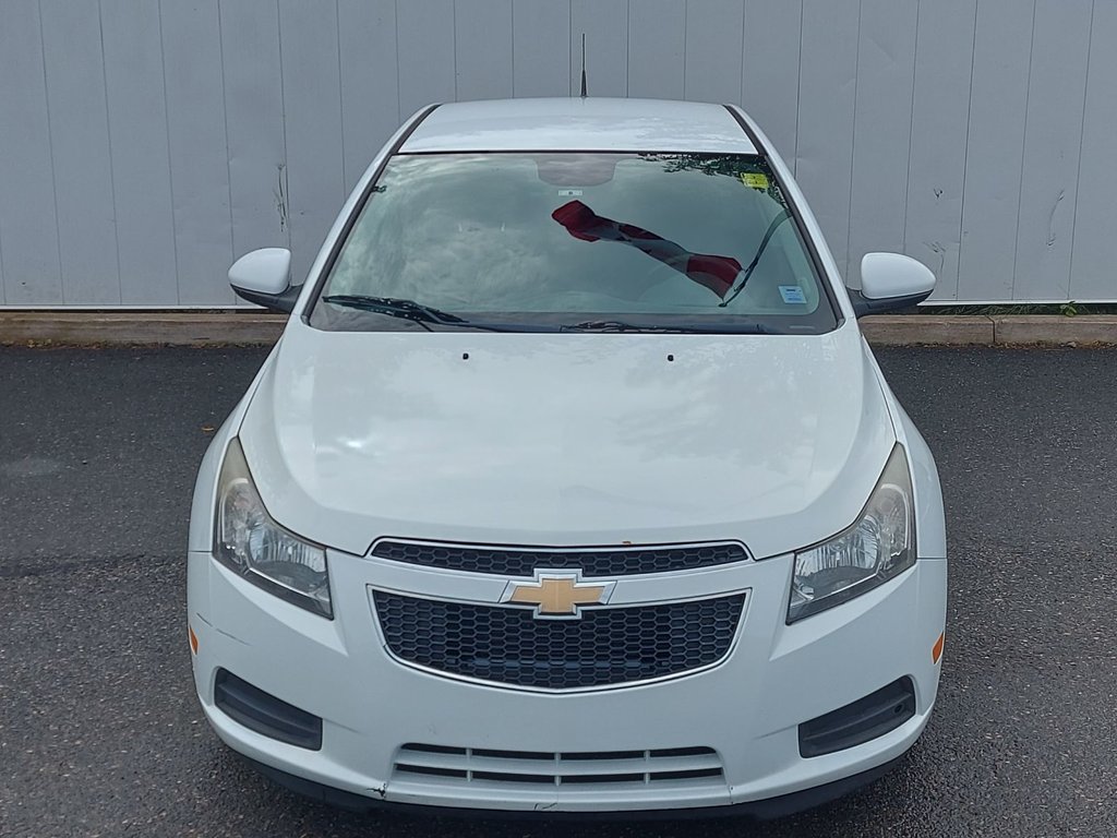 2013 Chevrolet Cruze in Antigonish, Nova Scotia - 8 - w1024h768px