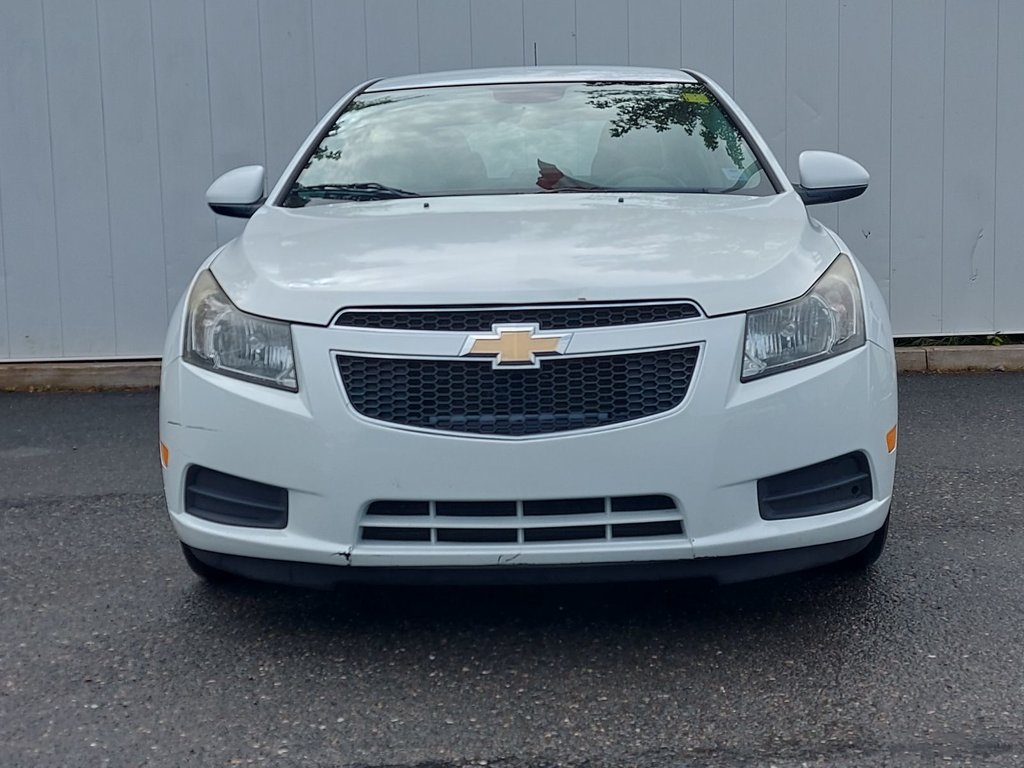 2013 Chevrolet Cruze in Antigonish, Nova Scotia - 9 - w1024h768px