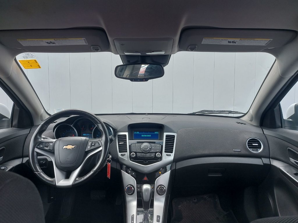 2013 Chevrolet Cruze in Antigonish, Nova Scotia - 56 - w1024h768px