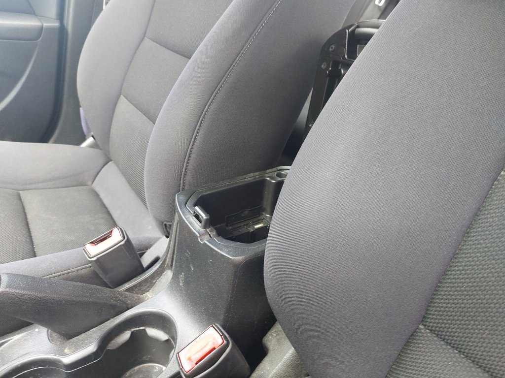 2013 Chevrolet Cruze in Antigonish, Nova Scotia - 27 - w1024h768px