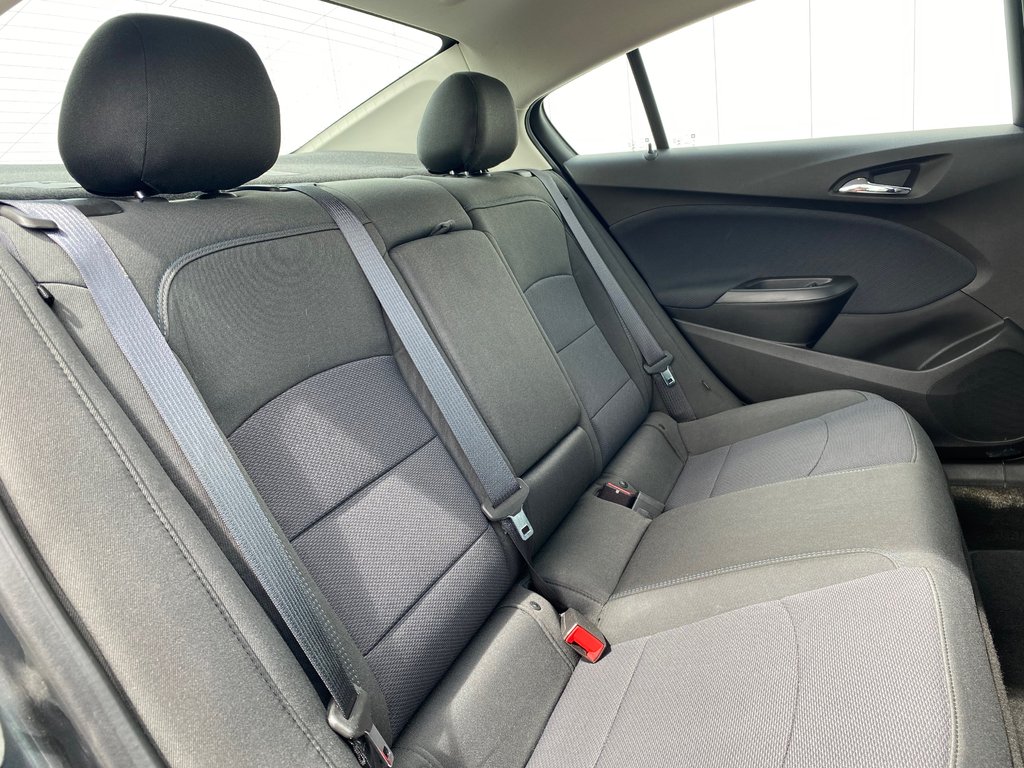 2018 Chevrolet Cruze in Antigonish, Nova Scotia - 34 - w1024h768px