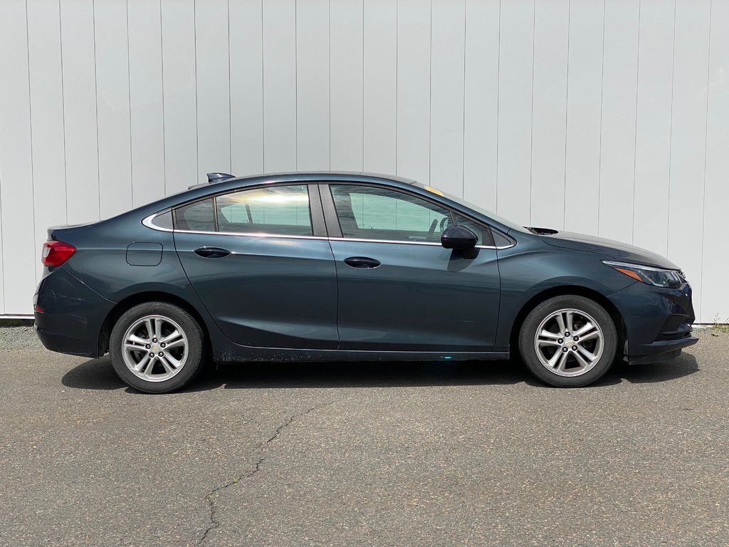 2018 Chevrolet Cruze in Antigonish, Nova Scotia - 8 - w1024h768px