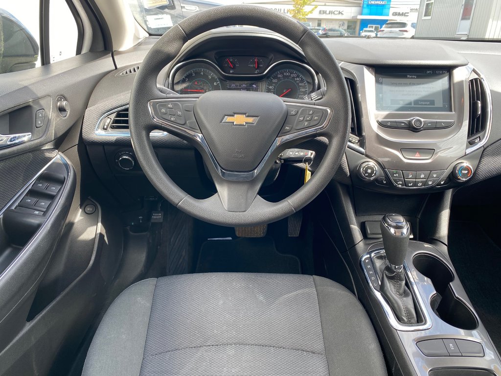2018 Chevrolet Cruze in Antigonish, Nova Scotia - 12 - w1024h768px