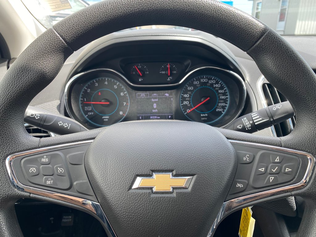 2018 Chevrolet Cruze in Antigonish, Nova Scotia - 19 - w1024h768px