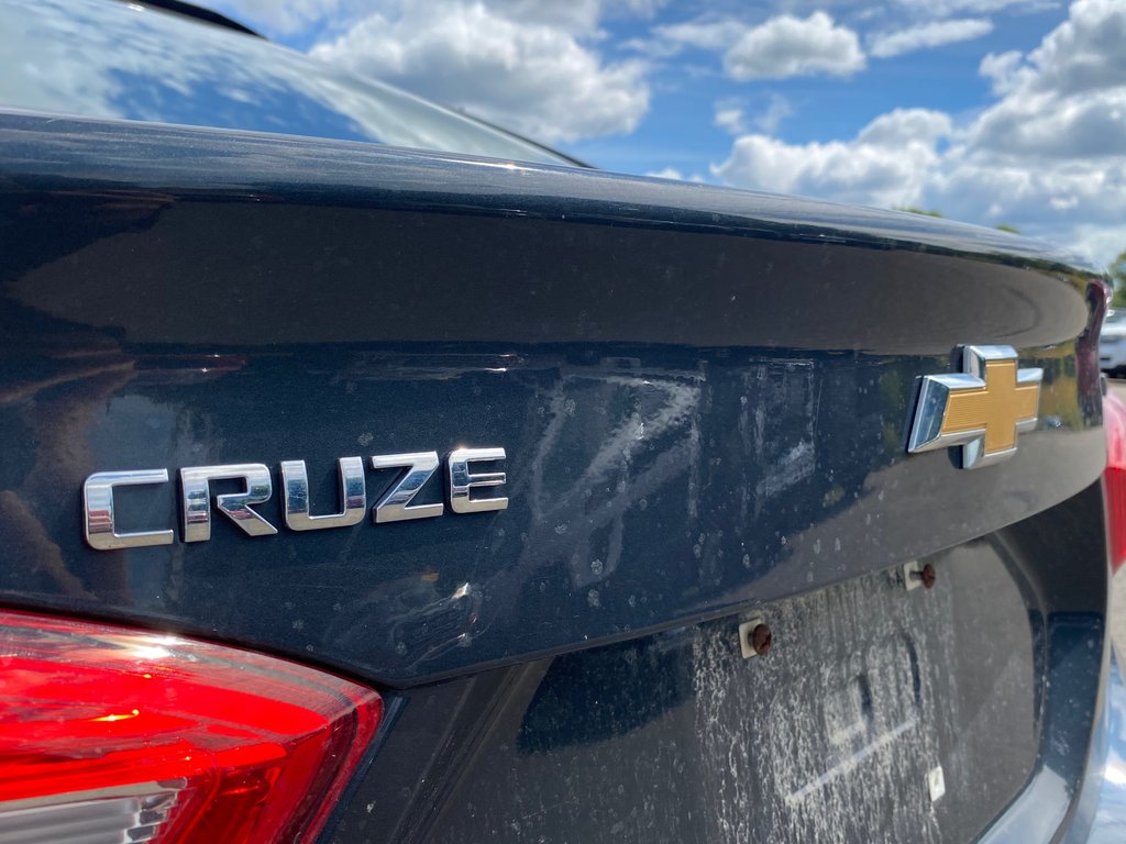 2018 Chevrolet Cruze in Antigonish, Nova Scotia - 45 - w1024h768px