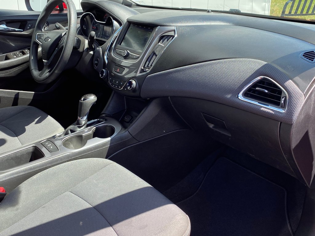 2019 Chevrolet Cruze LT | Cam | USB | HtdSeats | Bluetooth | Cruise in Saint John, New Brunswick - 30 - w1024h768px