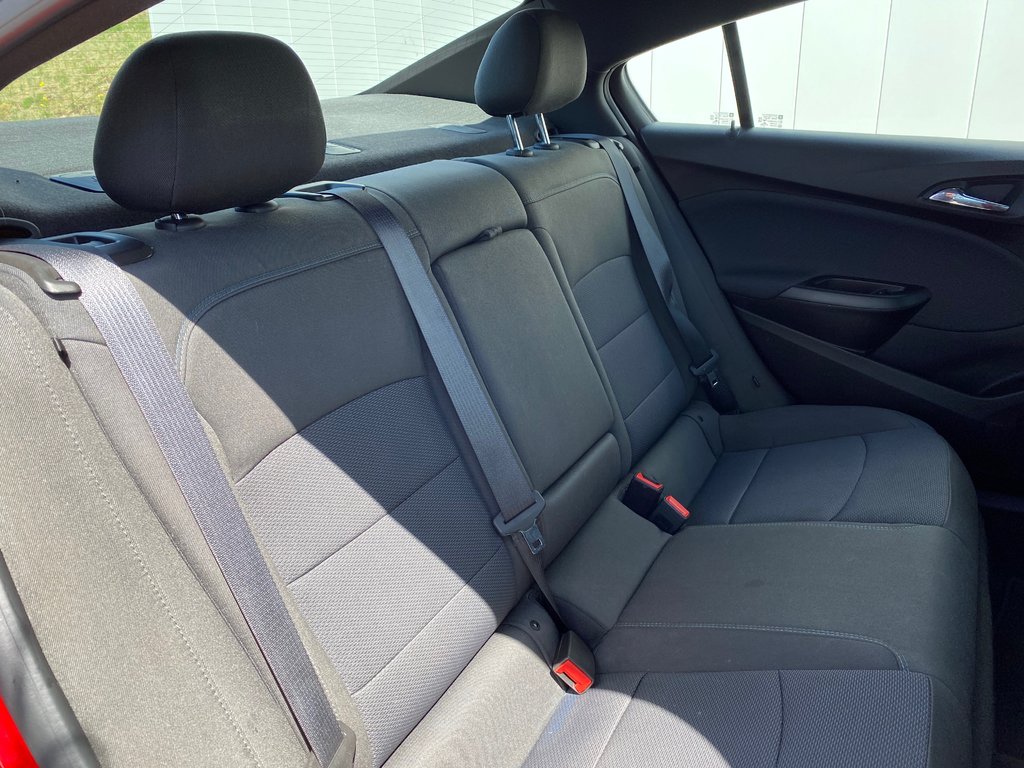 2019 Chevrolet Cruze LT | Cam | USB | HtdSeats | Bluetooth | Cruise in Saint John, New Brunswick - 33 - w1024h768px