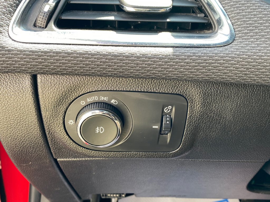 2019 Chevrolet Cruze LT | Cam | USB | HtdSeats | Bluetooth | Cruise in Saint John, New Brunswick - 16 - w1024h768px
