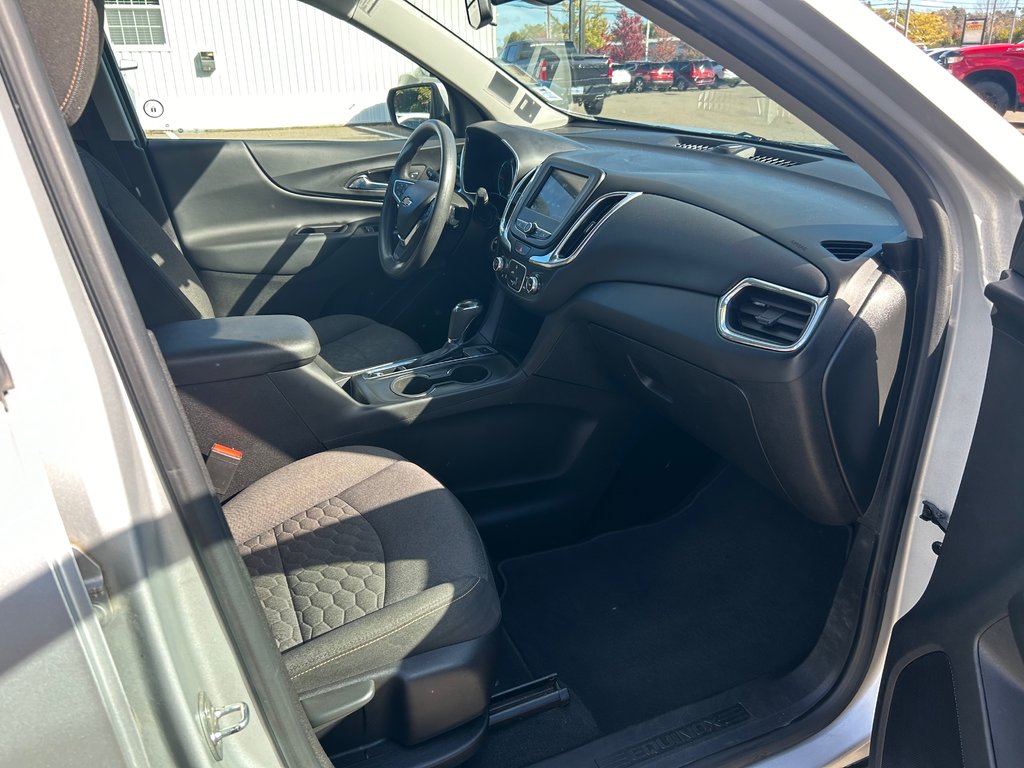 2019  Equinox LT | Cam | USB | HtdSeats | Bluetooth | Keyless in Saint John, New Brunswick - 13 - w1024h768px