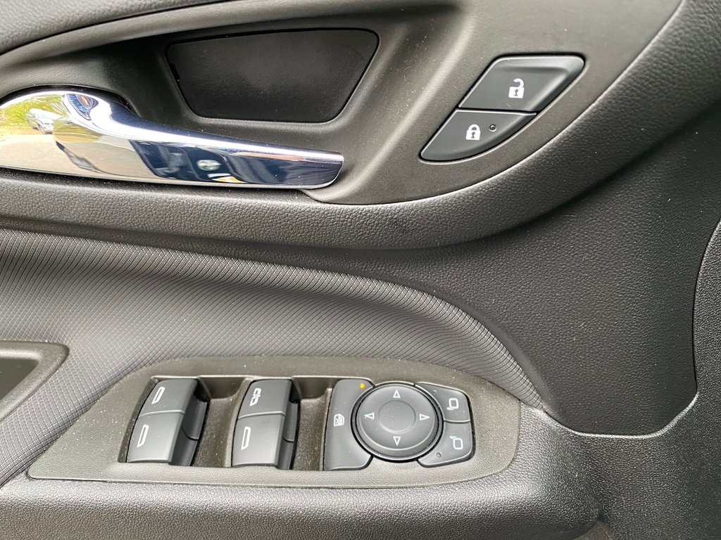 Chevrolet Equinox RS | HD Cam | USB | HtdSeats | Warranty to 2028 2023 à Saint John, Nouveau-Brunswick - 14 - w1024h768px