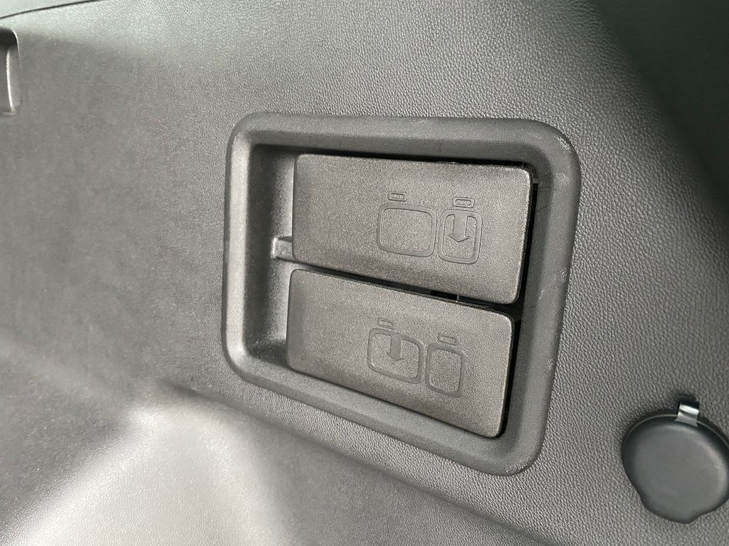 Chevrolet Equinox RS | HD Cam | USB | HtdSeats | Warranty to 2028 2023 à Saint John, Nouveau-Brunswick - 43 - w1024h768px