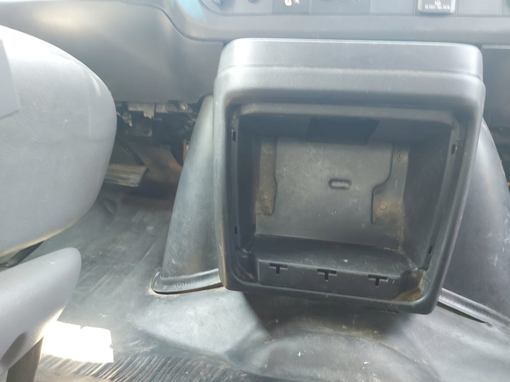 2018 Chevrolet Express 2500 in Antigonish, Nova Scotia - 47 - w1024h768px