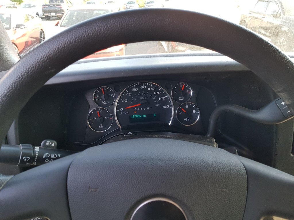 2018 Chevrolet Express 2500 in Antigonish, Nova Scotia - 17 - w1024h768px