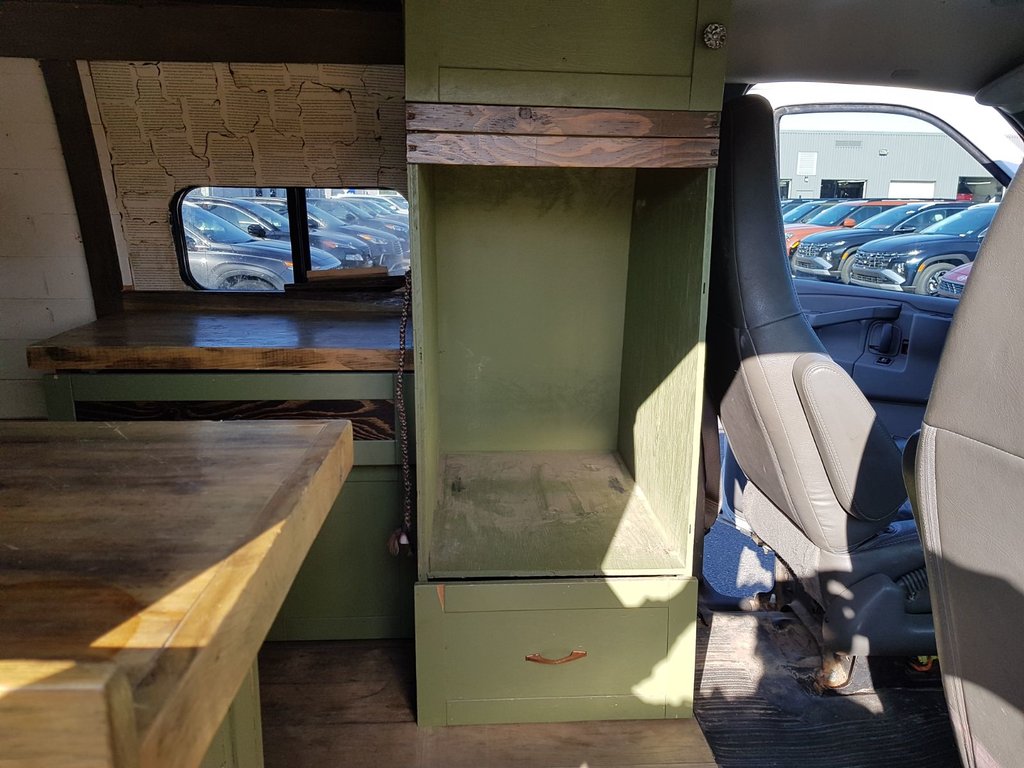 2018 Chevrolet Express 2500 in Antigonish, Nova Scotia - 26 - w1024h768px