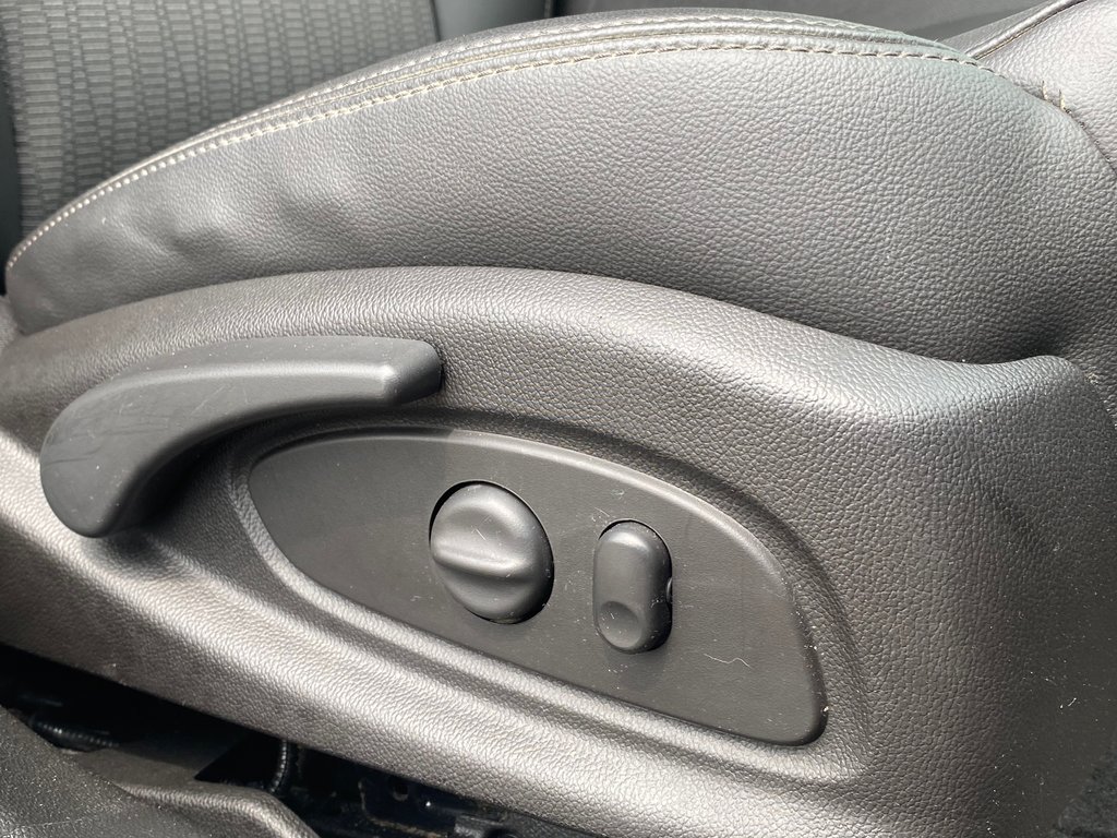 2015 Chevrolet Impala LT | Cam | USB | Keyless | Cruise in Saint John, New Brunswick - 30 - w1024h768px