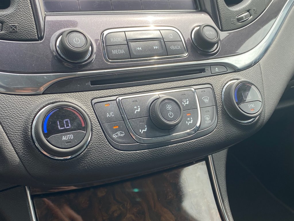 2015 Chevrolet Impala LT | Cam | USB | Keyless | Cruise in Saint John, New Brunswick - 23 - w1024h768px