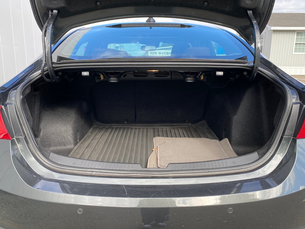 2018 Chevrolet MALIBU in Antigonish, Nova Scotia - 41 - w1024h768px