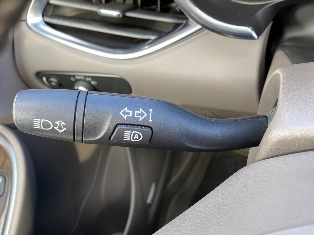 2018 Chevrolet MALIBU in Antigonish, Nova Scotia - 18 - w1024h768px