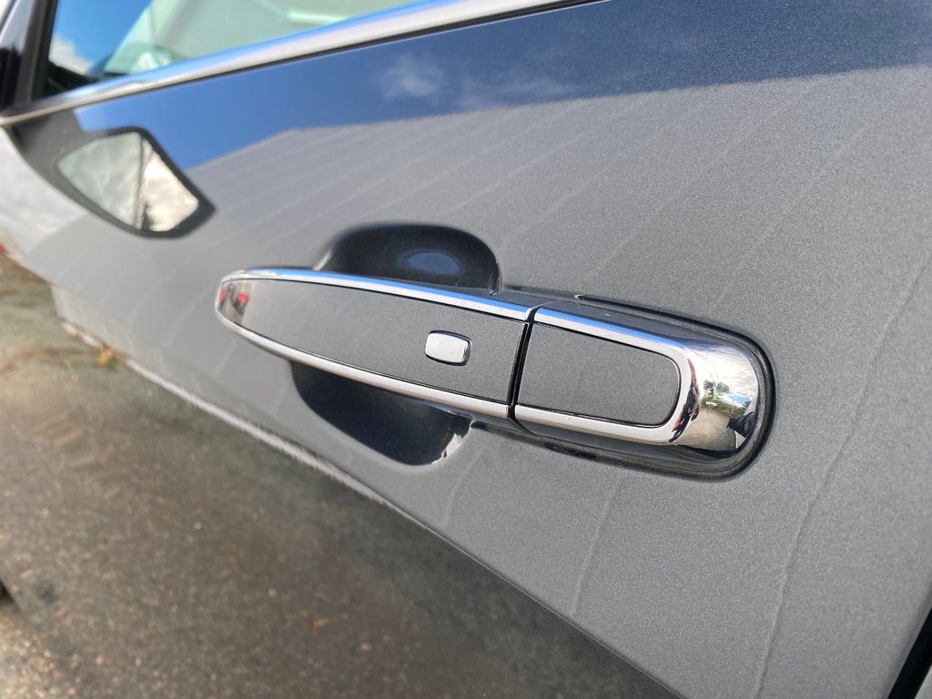 2018 Chevrolet MALIBU in Antigonish, Nova Scotia - 10 - w1024h768px