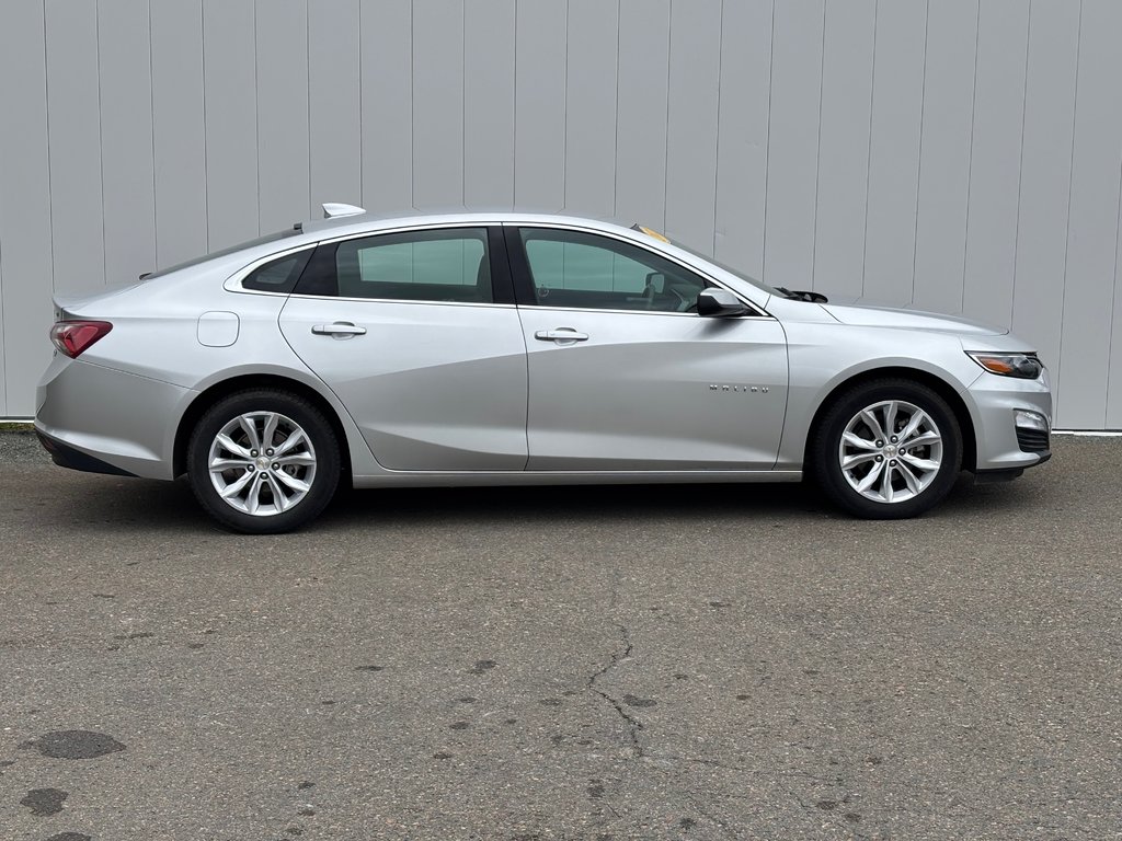 2022  Malibu LT | Cam | USB | HtdSeats | Warranty to 2027 in Saint John, New Brunswick - 8 - w1024h768px