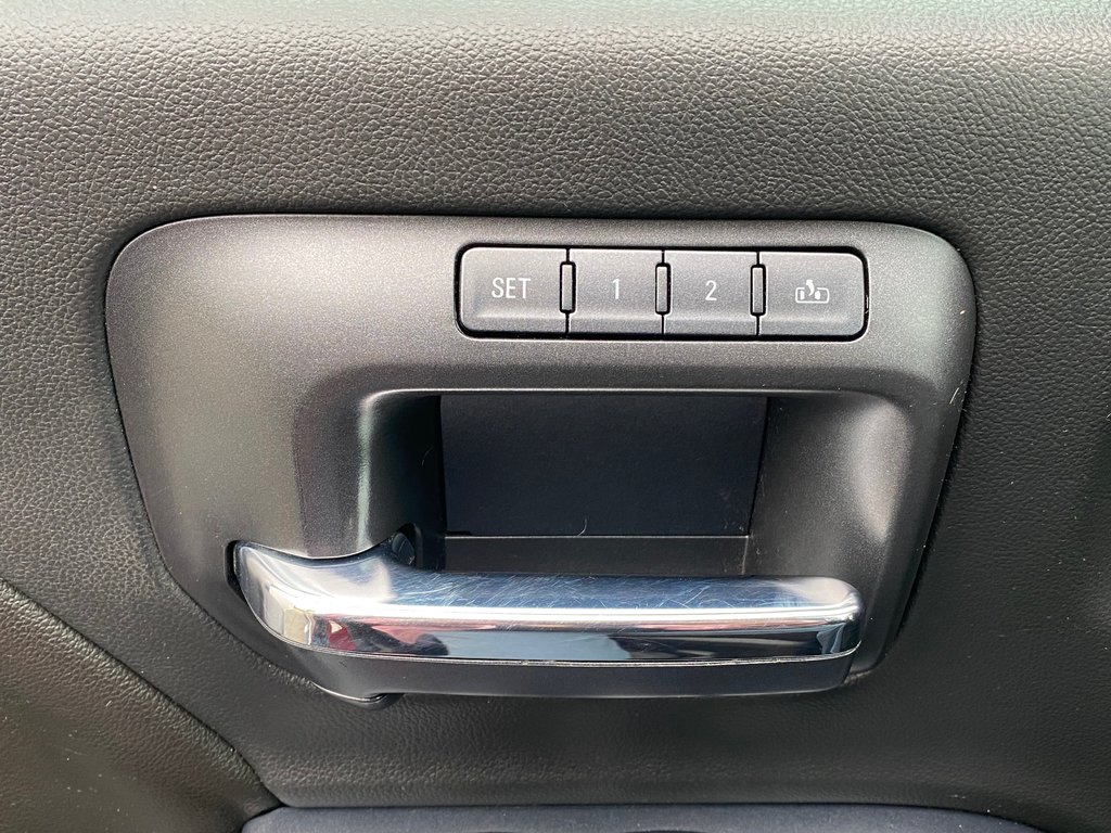 2016 Chevrolet Silverado 1500 LTZ | Leather | Cam | Keyless | Cruise in Saint John, New Brunswick - 14 - w1024h768px