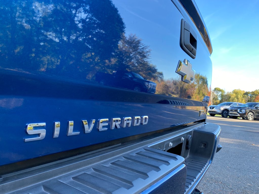 2016 Chevrolet SILVERADO 1500 in Antigonish, Nova Scotia - 43 - w1024h768px