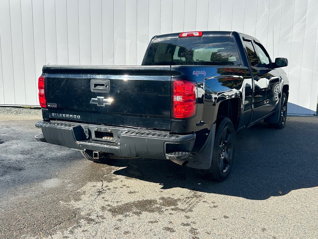 2017  Silverado 1500 Black Out Edition | Cam | USB | 20s | Bluetooth in Saint John, New Brunswick - 7 - w1024h768px