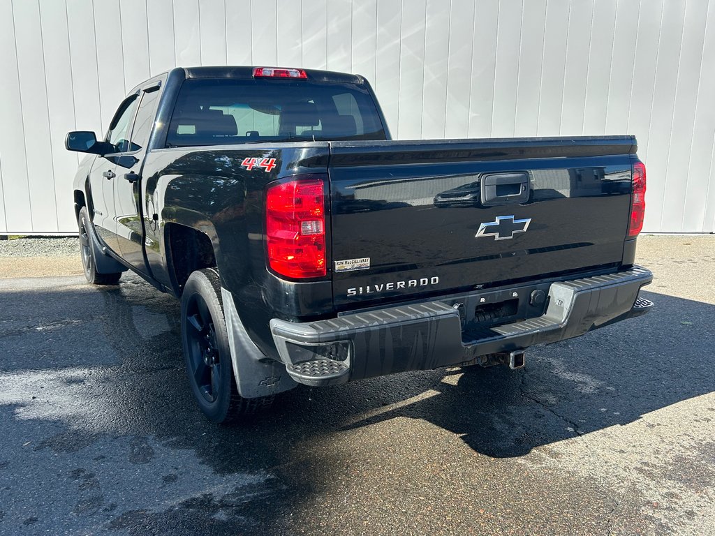 2017  Silverado 1500 Black Out Edition | Cam | USB | 20s | Bluetooth in Saint John, New Brunswick - 5 - w1024h768px