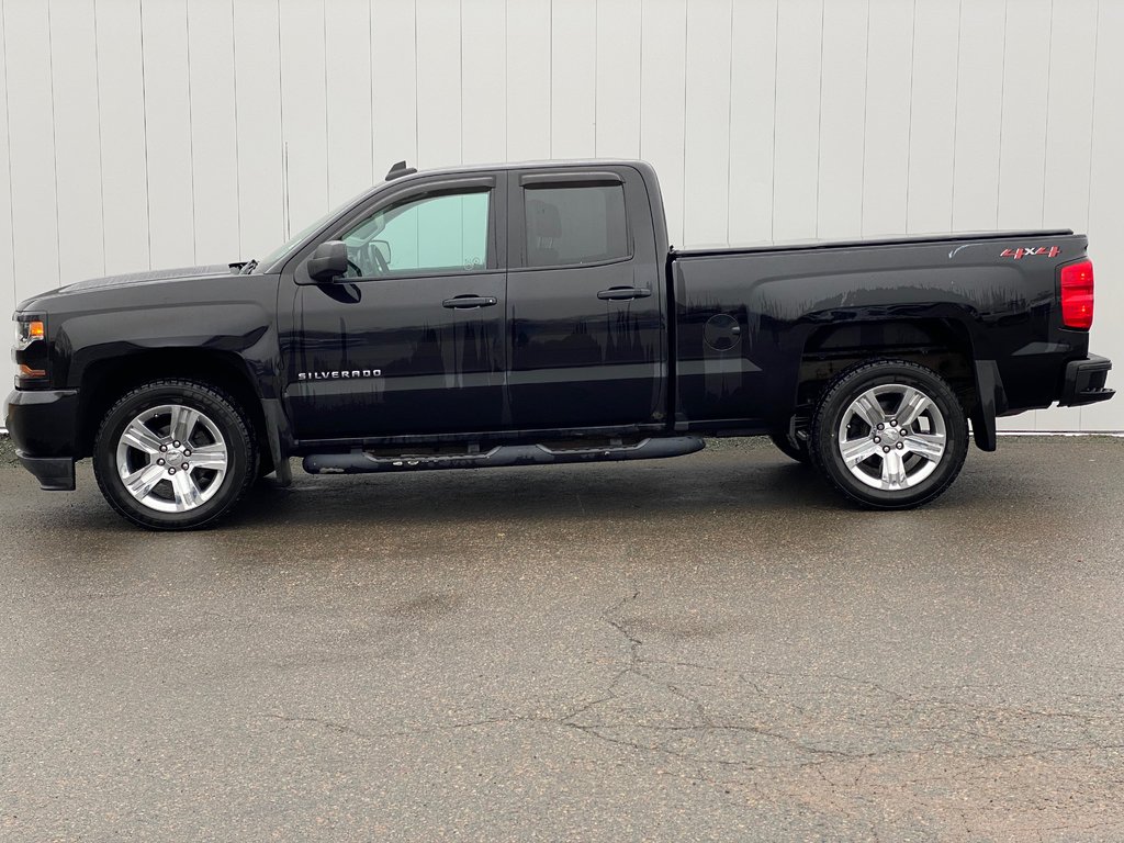 2018 Chevrolet Silverado 1500 in Antigonish, Nova Scotia - 4 - w1024h768px