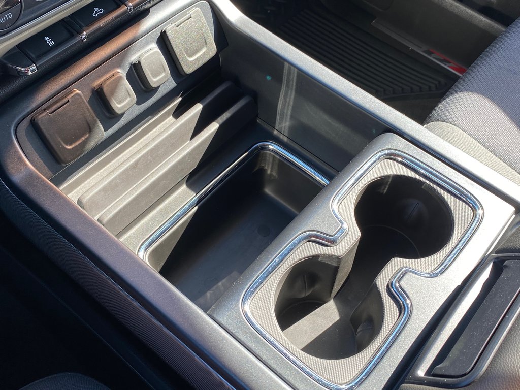 2018 Chevrolet Silverado 1500 in Antigonish, Nova Scotia - 24 - w1024h768px