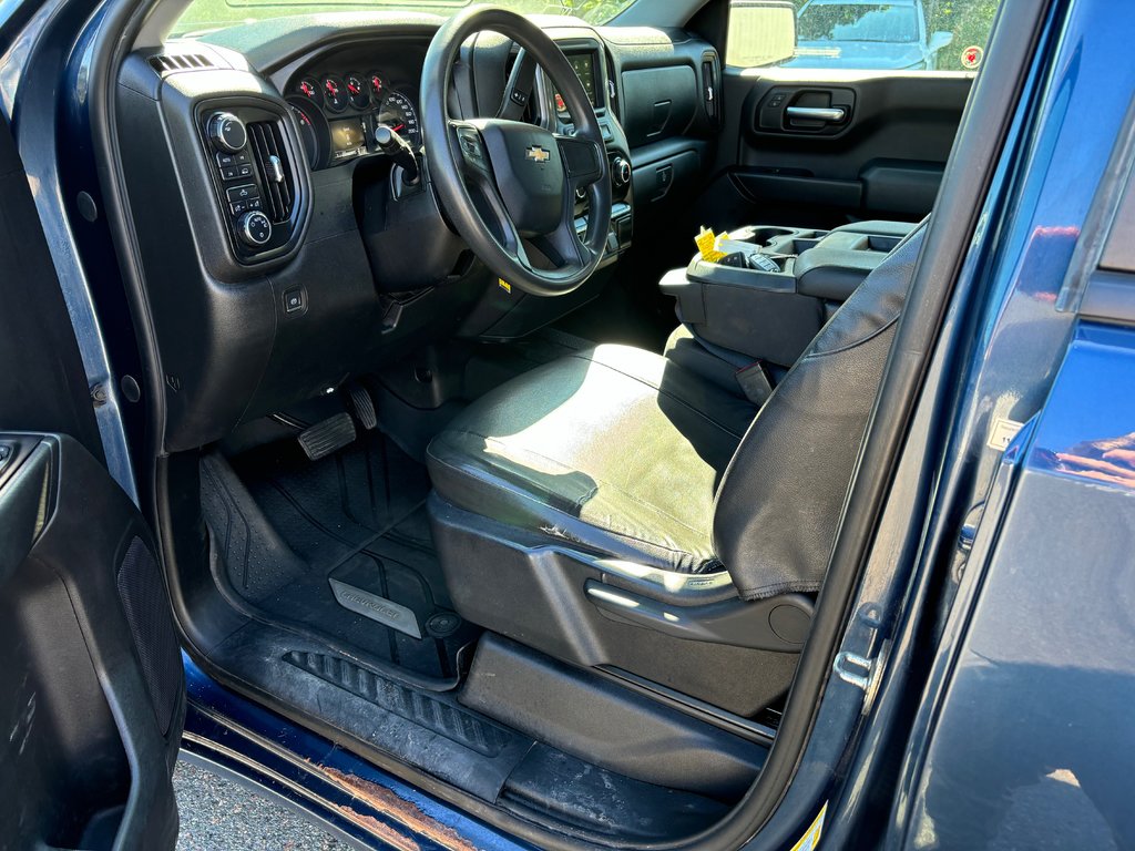 2019  Silverado 1500 Custom | Cam | USB | Bluetooth | Keyless | Cruise in Saint John, New Brunswick - 10 - w1024h768px