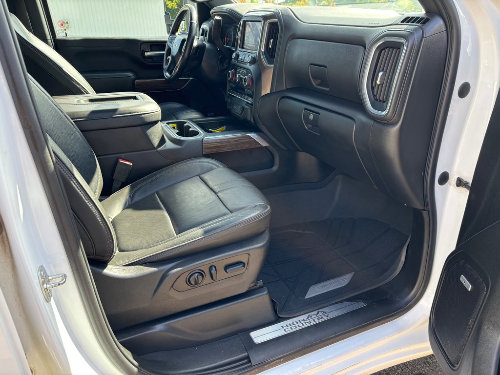 2022  Silverado 3500HD High Country | DIESEL | Leather | Warranty to 2027 in Saint John, New Brunswick - 13 - w1024h768px