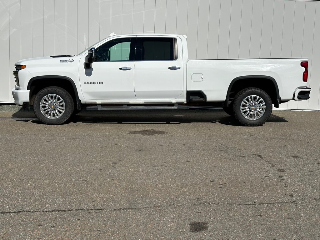 2022  Silverado 3500HD High Country | DIESEL | Leather | Warranty to 2027 in Saint John, New Brunswick - 4 - w1024h768px