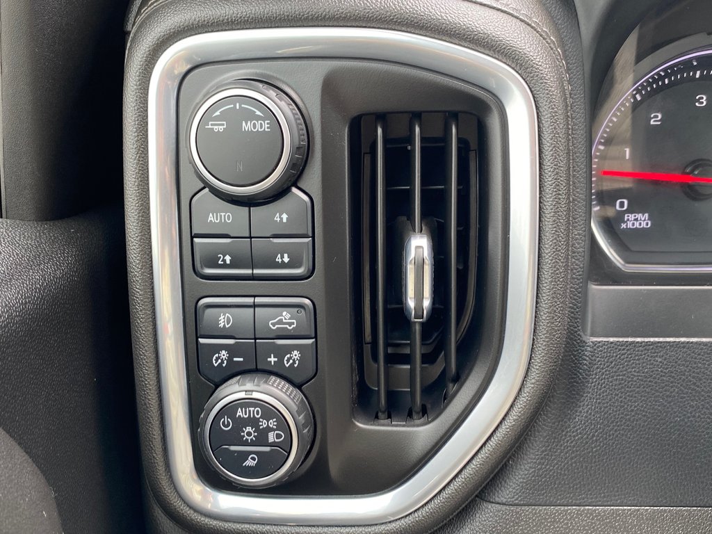 2022 Chevrolet Silverado 3500HD in Antigonish, Nova Scotia - 15 - w1024h768px