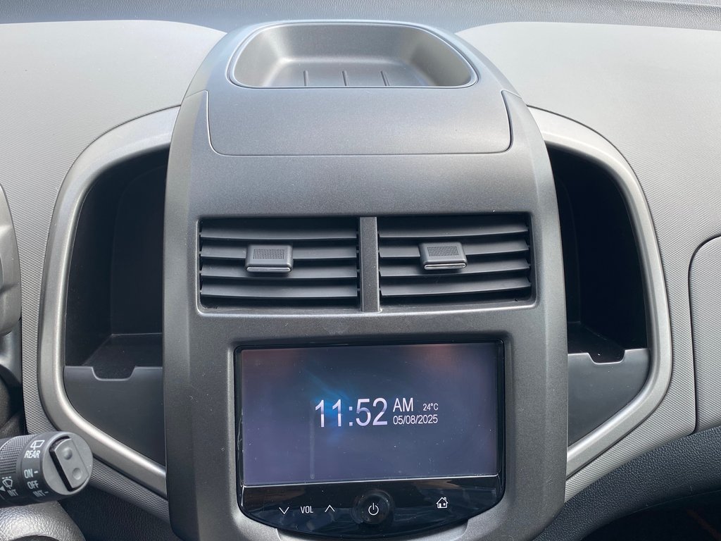 Chevrolet Sonic LT | Cam | USB | HtdSeats | Cruise | TPMS 2016 à Saint John, Nouveau-Brunswick - 25 - w1024h768px