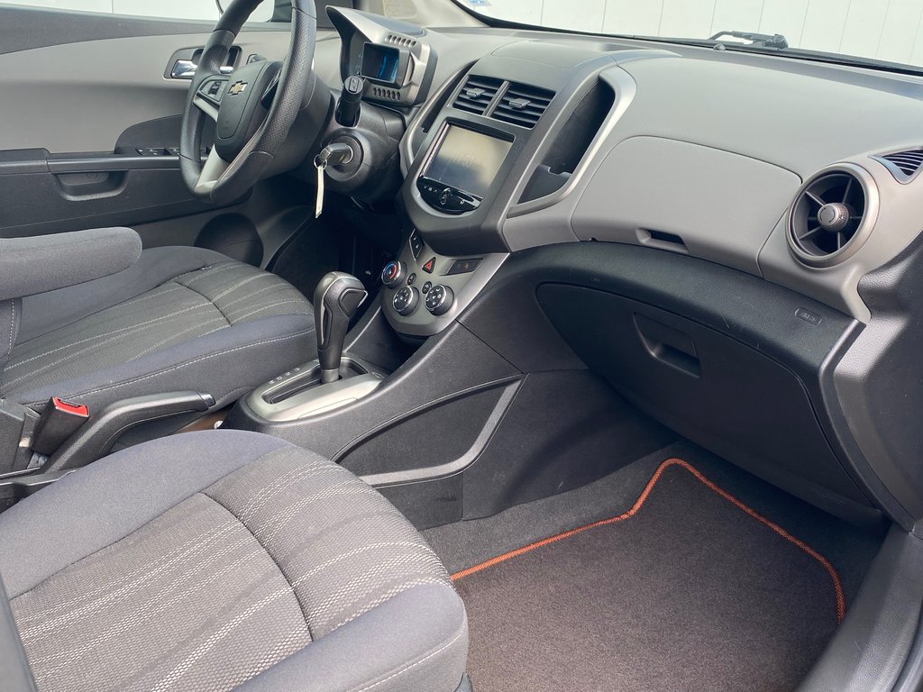 Chevrolet Sonic LT | Cam | USB | HtdSeats | Cruise | TPMS 2016 à Saint John, Nouveau-Brunswick - 29 - w1024h768px