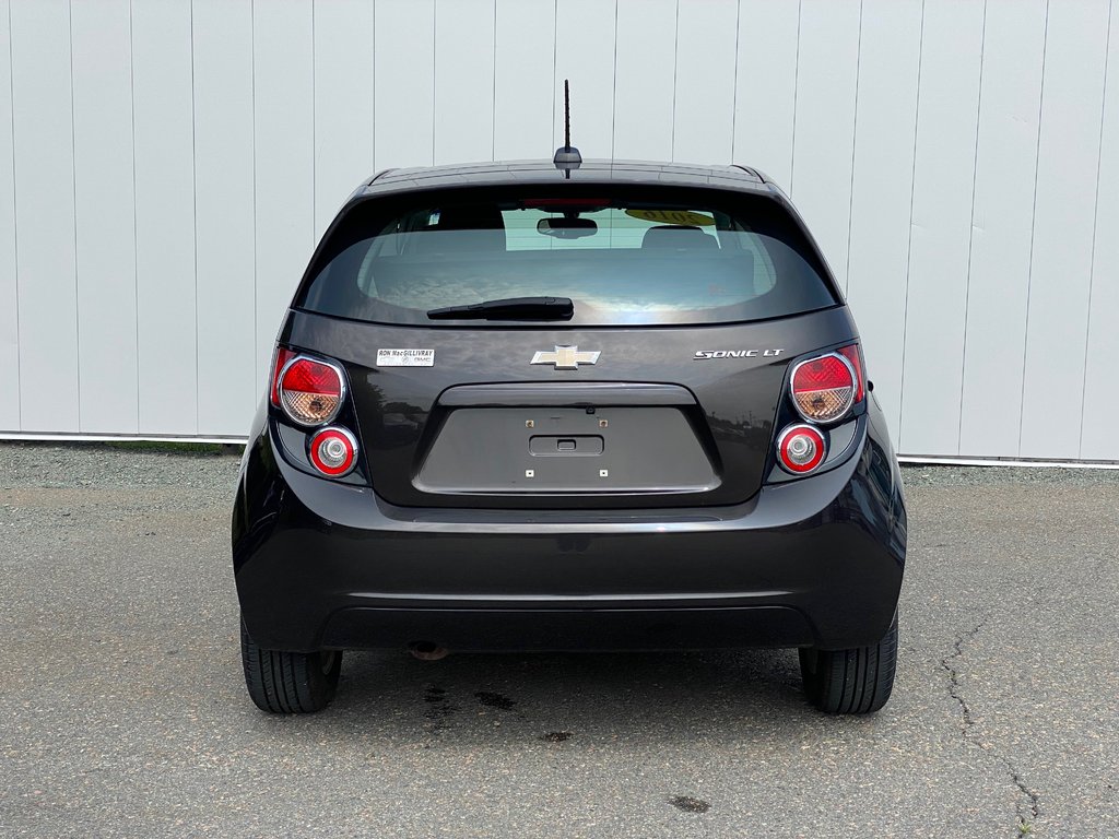 Chevrolet Sonic LT | Cam | USB | HtdSeats | Cruise | TPMS 2016 à Saint John, Nouveau-Brunswick - 6 - w1024h768px