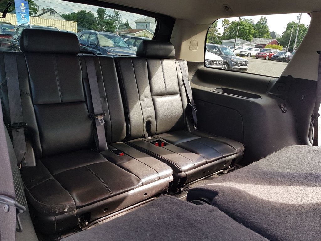 2013 Chevrolet Tahoe in Antigonish, Nova Scotia - 62 - w1024h768px