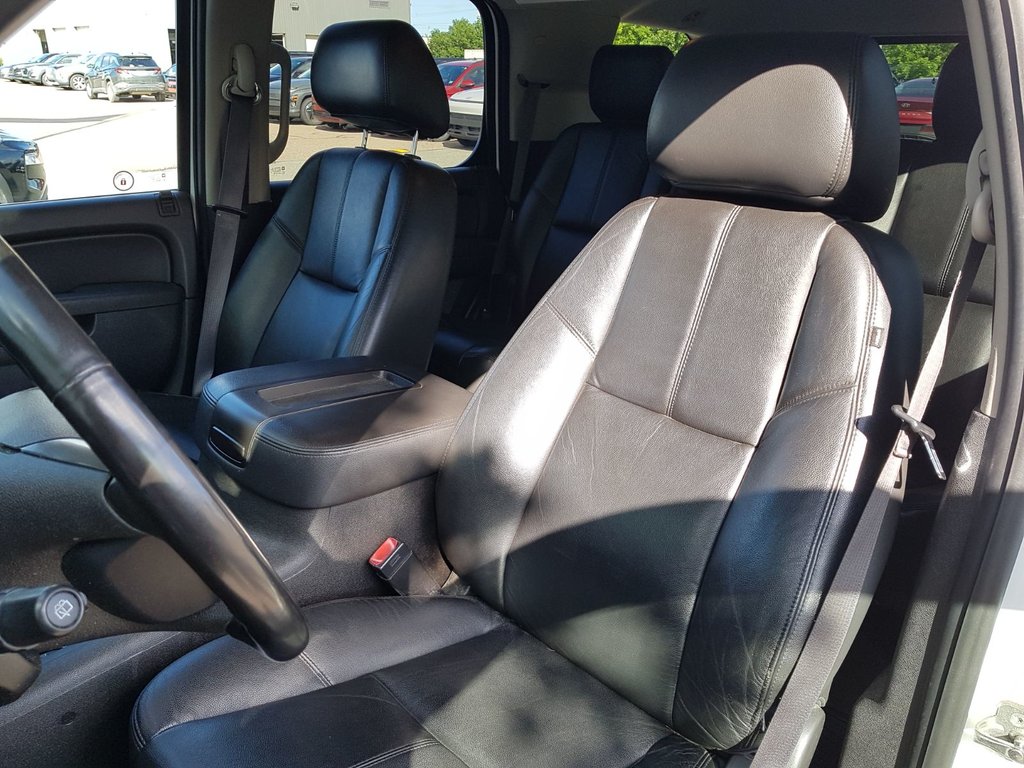2013 Chevrolet Tahoe in Antigonish, Nova Scotia - 27 - w1024h768px