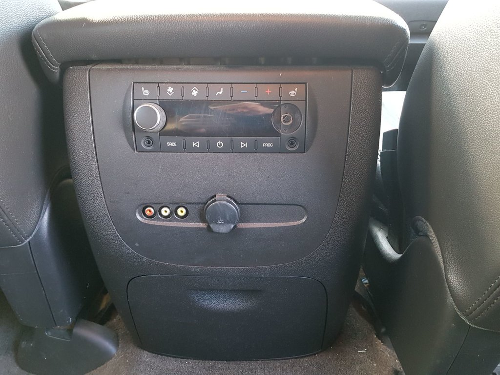 2013 Chevrolet Tahoe in Antigonish, Nova Scotia - 47 - w1024h768px