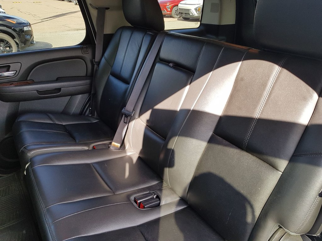 2013 Chevrolet Tahoe in Antigonish, Nova Scotia - 30 - w1024h768px
